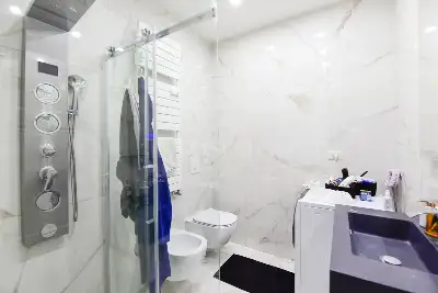 Casa in vendita, Via Salvatore Quasimodo, Como