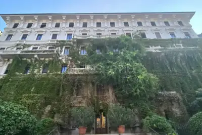 Casa in vendita, Viale Luigi Majno, Milano