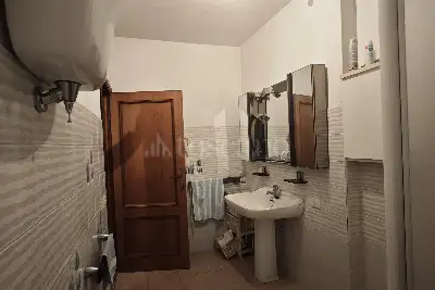 Casa in vendita, Via Franciosa, Siena