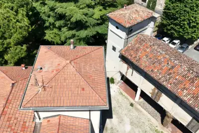 Rustico in vendita, Piazza Savoldi, Lonato del Garda
