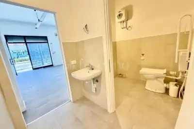 Negozio in vendita, Via Crotte, Brescia