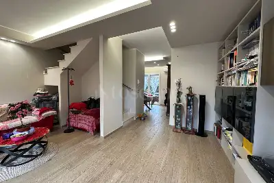 Villino a Schiera in vendita, Via Macello, San Gregorio di Catania