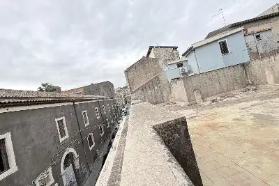 Casa Indipendente in vendita, Via Antonino di Sangiuliano, Catania