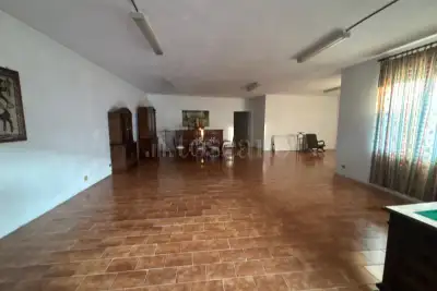 Negozio in vendita, Via Ginetta Caccianotti, Biandrate