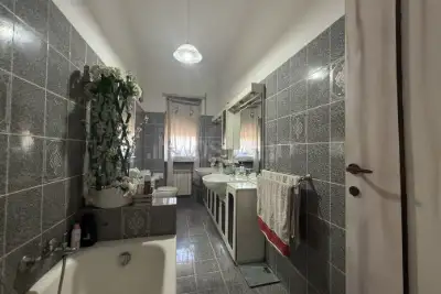 Casa in vendita, Corso Duca di Genova, Roma