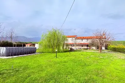 Casale in vendita, Via Cantone, Agliana