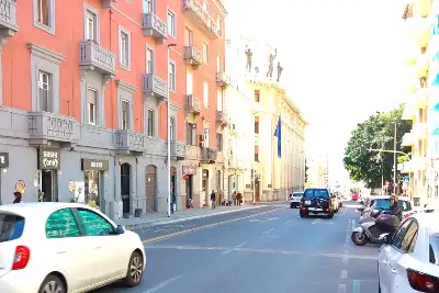 Negozio in vendita, Via Sonnino, Cagliari