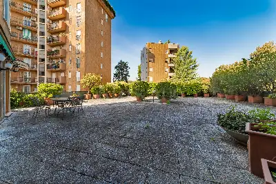 Casa in vendita, Viale Giovanni Suzzani, Milano