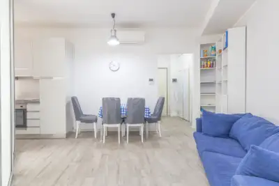 Casa in vendita, Via Enrico Nöe, Milano