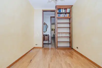 Casa in vendita, Via Luigi Giuseppe Faravelli, Milano