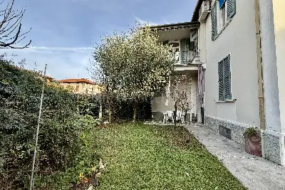 Villa Bifamiliare in vendita, Via Crotte, Brescia