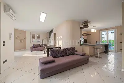 Villa Bifamiliare in vendita, Via Colli Storici, Desenzano del Garda