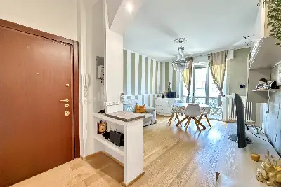 Casa in vendita, Via Angelo Inganni, Milano