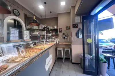 Negozio in vendita, Via Puglie, Roma