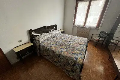 Casa in vendita, Via Montello, Corsico