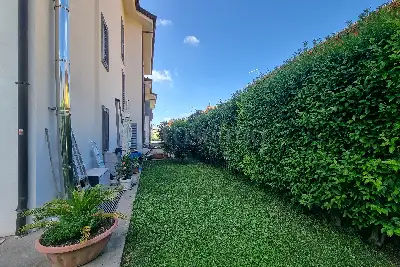 Casa in vendita, Grottaferrata Via Rossano Calabro, Grottaferrata