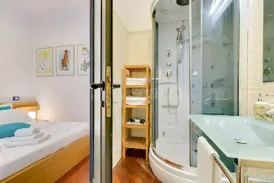 Casa in vendita, Via Francesco dall'Ongaro, Roma