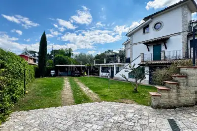 Villa in vendita, Via Monte Caminetto, Sacrofano