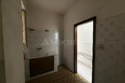 Casa in vendita, Via Ughetti, Catania