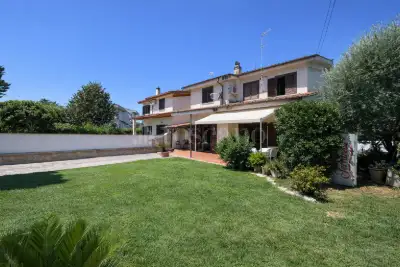 Villa in vendita, Via Cesare Pascucci, Roma