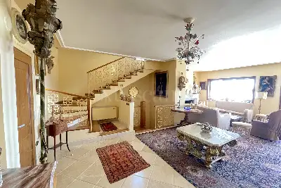 Villa in vendita, Via Consolare Pompea , Messina