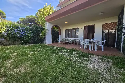 Villa Plurifamiliare in vendita, Piazzale Garda, Santa Marinella
