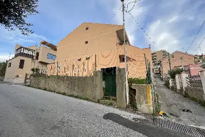 Villa in vendita, Via Pirrotta, Messina