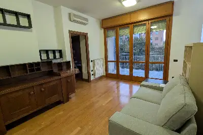 Casa in affitto, Via Luigi Alamanni, Milano