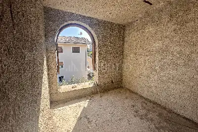 Casa Indipendente in vendita, Via L. Cadorna , Minturno