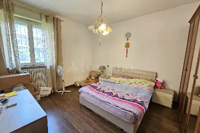 Casa in vendita, Via G. Cesare, Cantù