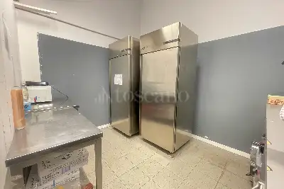 Negozio in vendita, Via San Marco, 14, Milano