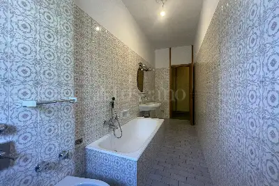 Casa in vendita, Via dei Ciclamini, Milano