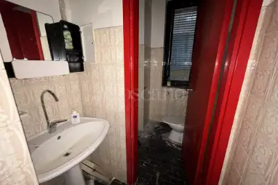 Negozio in vendita, Via Portuense, Roma