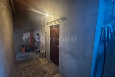 Casa Indipendente in vendita, Via Francesco Monico, Cadegliano-Viconago