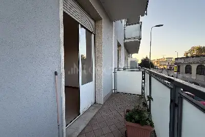 Casa in vendita, Via Francesco Primaticcio, Milano