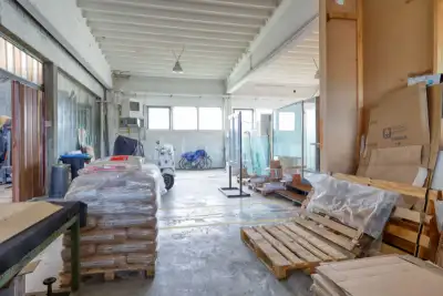 Capannone in vendita, Via Provinciale, Mesenzana