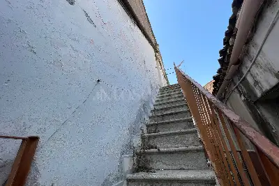 Casa Indipendente in vendita, Via Malabranca, Catania