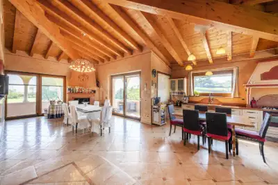 Villa in vendita, Via Aldo Moro, Provaglio d'Iseo