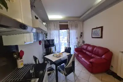 Casa in vendita, Via Federico Fellini, Pomezia