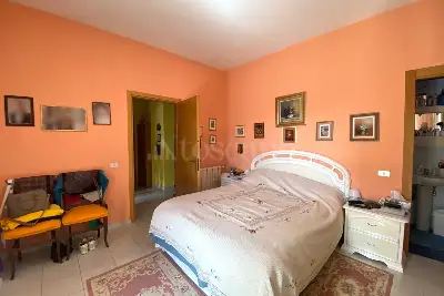 Casa in vendita, Via Mombaruzzo, Roma