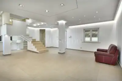 Villa in vendita, Via Rivoli, Roma