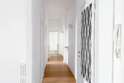 Casa in vendita, Via Marco Aurelio, Milano