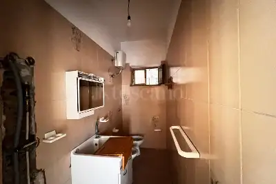 Palazzo in vendita, Via Don Luigi Orione, Reggio di Calabria