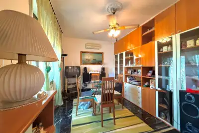 Casa in vendita, Via Ildebrando della Giovanna, Roma