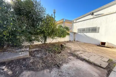 Capannone in vendita, San sperate, San Sperate