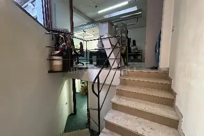 Laboratorio in vendita, Viale Cirene, Milano