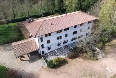Albergo in vendita, Via Baraggia, Cunardo