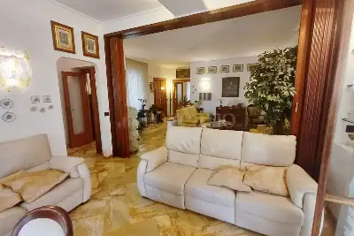 Casa in vendita, Via Alfredo Catalani, Roma