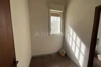 Negozio in vendita, Via Rosso di San Secondo, Catania