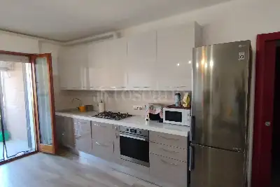 Casa in vendita, Via Petrarca, Montesilvano